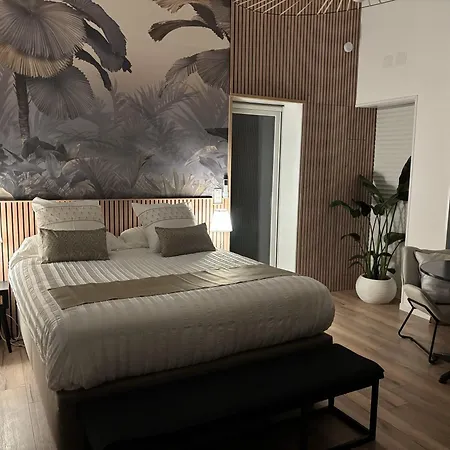 Le Coucher De Soleil 3* Bessens