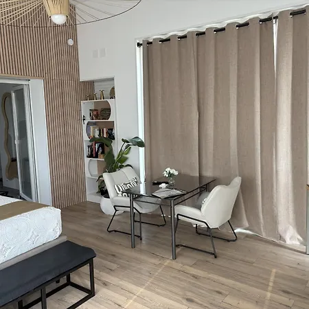 Bed & Breakfast Le Coucher De Soleil 3*