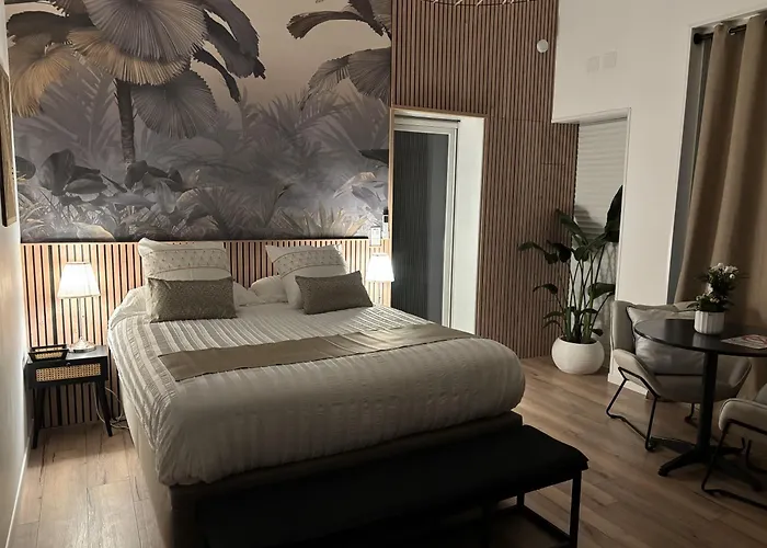 Le Coucher De Soleil 3* Bessens