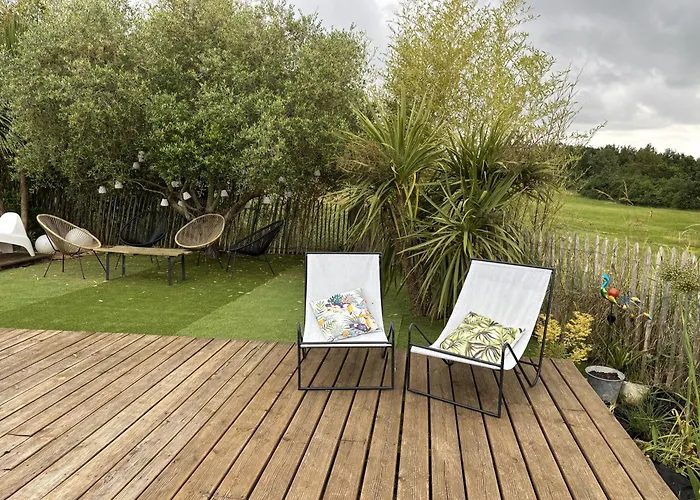 Le Coucher De Soleil Bed and Breakfast Bessens