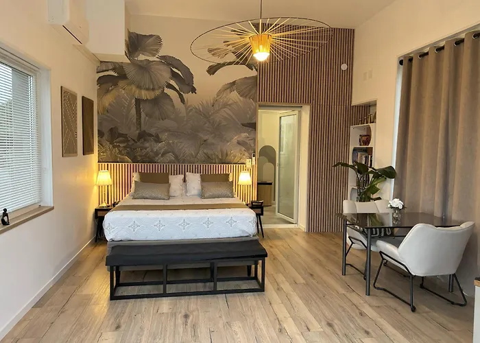 Le Coucher De Soleil 3* Bessens