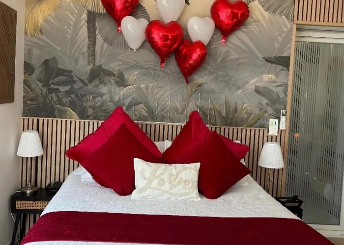 Le Coucher De Soleil 3*